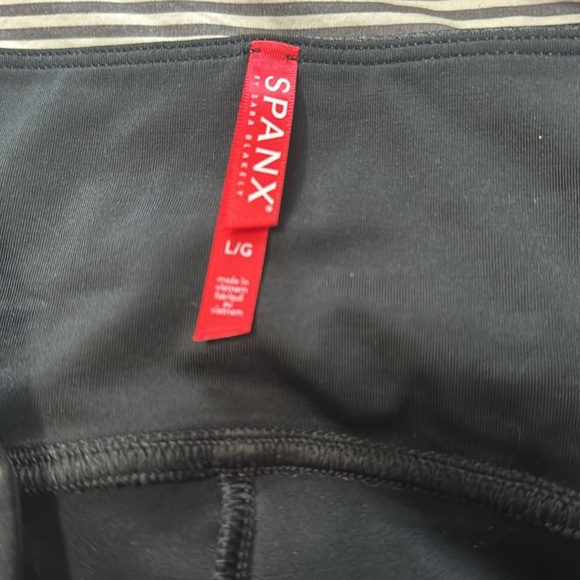 Spanx Pleather Legging - Picture 3 of 4